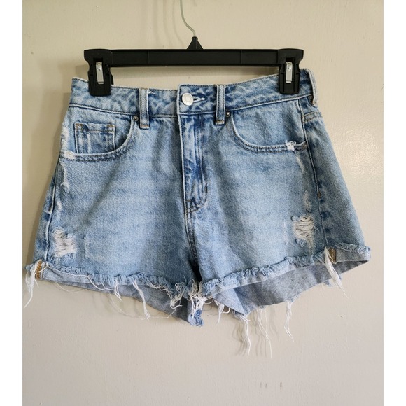 Pacsun Mom‎ Shorts Distressed Frayed Hem Light Wash Denim Shorts Size 25 - Picture 1 of 9